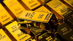 鲍威尔强调关税评估，黄金多空博弈中枢扩展